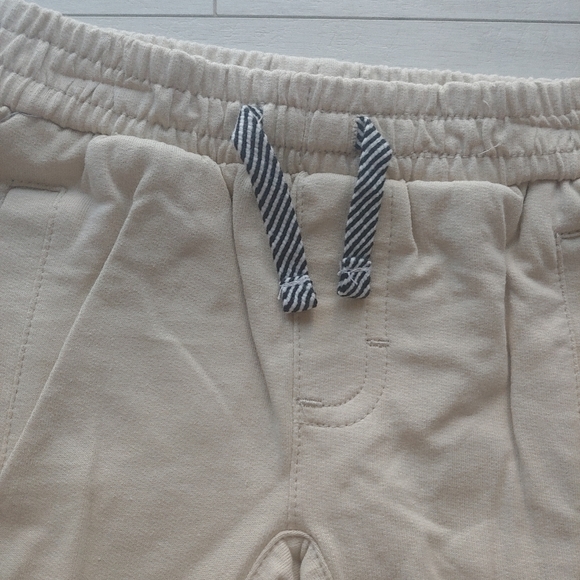 VOLCOM Baby NEW Popover Crewneck , Joggers & Beanie Set - Picture 7 of 10